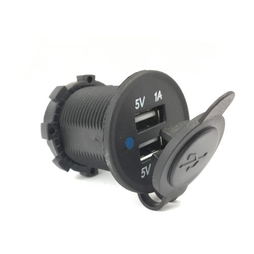 12/24 volt USB waterbestendig inbouwstopcontact met laadfunctie met afdekking